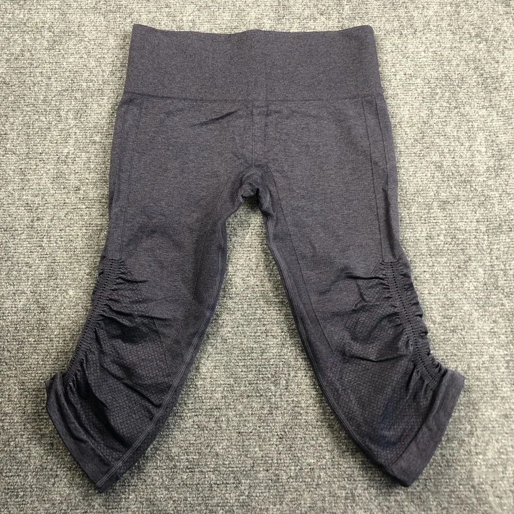 Lululemon Women’s In The Flow Crop Leggings